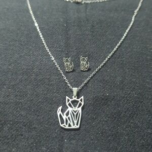 Silver Tone Geometric Fox Pendant Statement Necklace and Earring Set